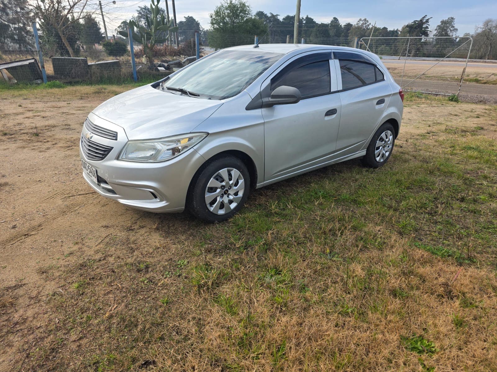 Chevrolet Onix Lt 1